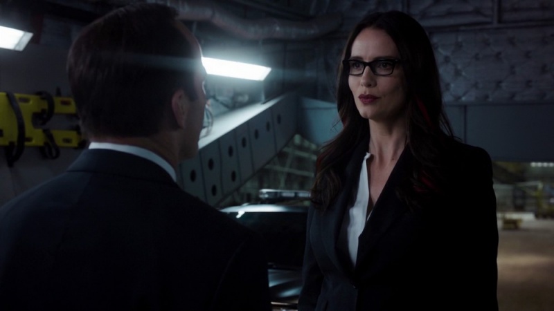 Fichier:Victoria Hand Terre-199999 5.jpg