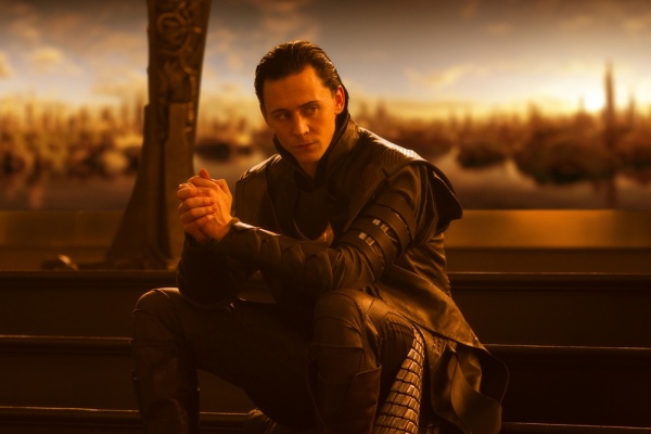 loki-laufeyson-terre-199999-marvel-world