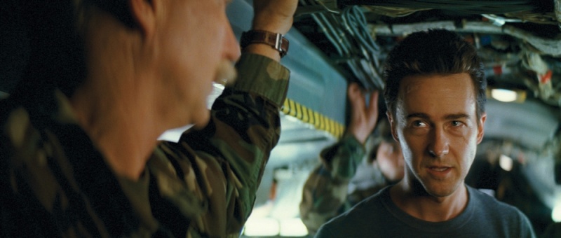 Fichier:Hulk Terre-199999-Confronte Ross.jpg